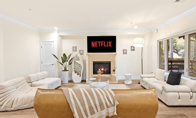 Lamanda Park Casa | Spacious townhome at best location in Pasadena
