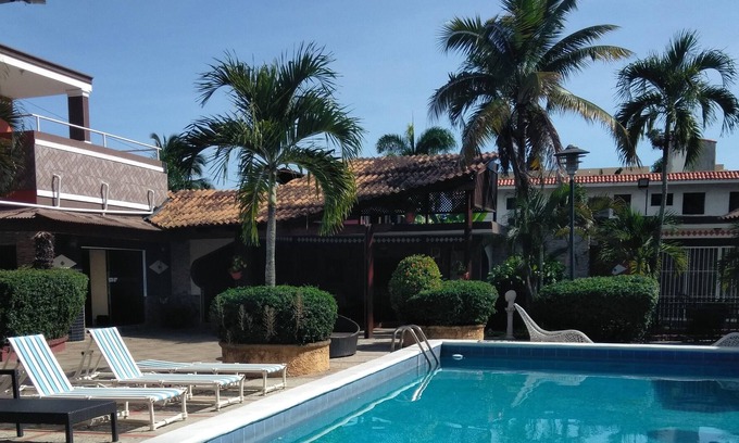 Boca Chica Villa | Villa espaciosa para familiasY grupos grandes, HB 15 a 20 p, eventos hasta 30.