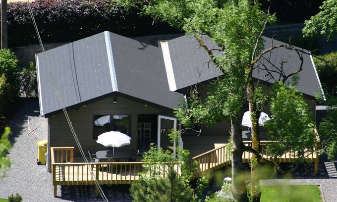 Vieuxville Casa | Amplia villa cerca del río