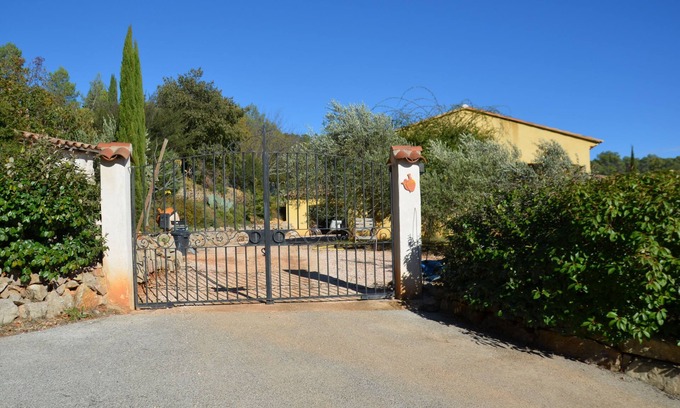Cabasse Villa | Amplia villa con piscina en el corazón de la Provenza