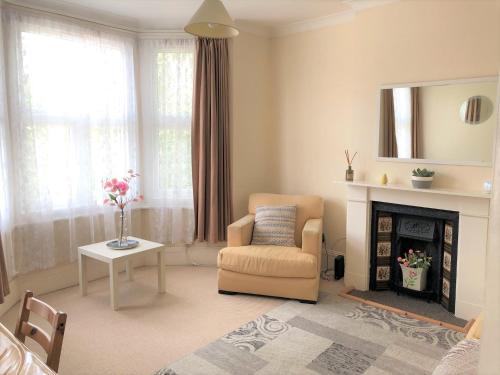 North Acton Apartamento | Spacious West London 2 Bedroom Apartment
