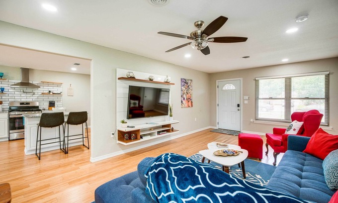 Shearer Hills - Ridgeview Casa | Spacious Yard: Pet-Friendly Home in San Antonio!