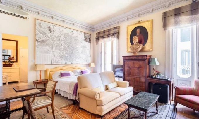 Palacio Apartamento | Spain at the Casa de Madrid - 2 balconies and joyous high ceilings.