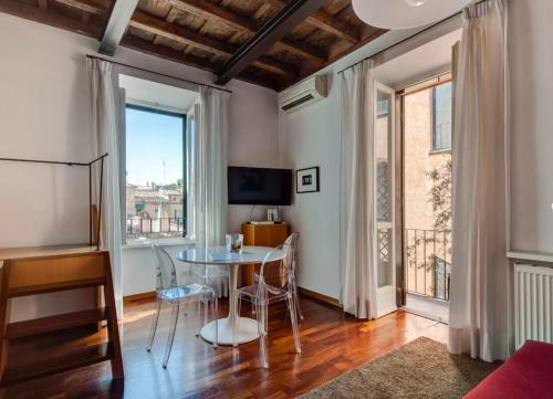 Rione IV Campo Marzio Apartamento | Spanish Steps Vittoria Studios