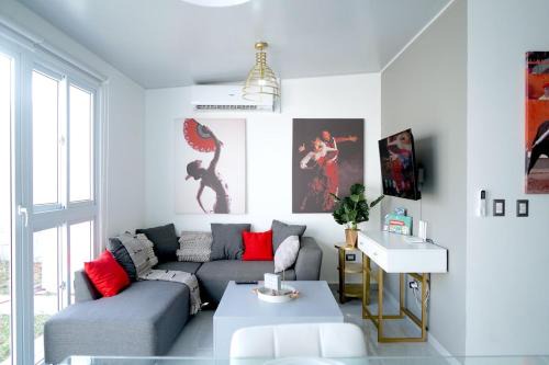 San Miguel Apartamento | Spanish Sunrise