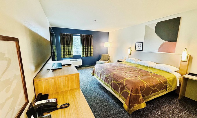 Springfield Hotel | Gateway Inn & Suites