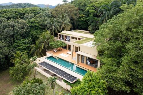 Anapoima Apartamento | Sparkling 3BR Villa with Pool at Mesa de Yeguas