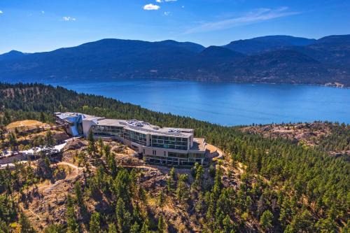 Vernon Complejo | Sparkling Hill Resort and Spa - Adults-Only Resort