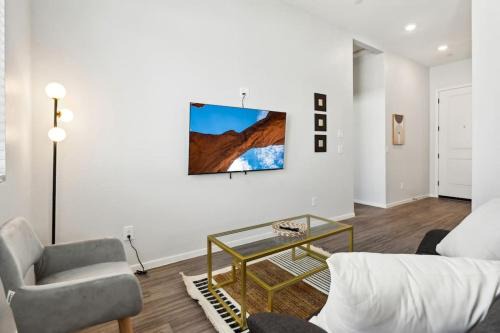 Sundance Apartamento | Sparkling Modern Home in Buckeye with Pool,BBQ