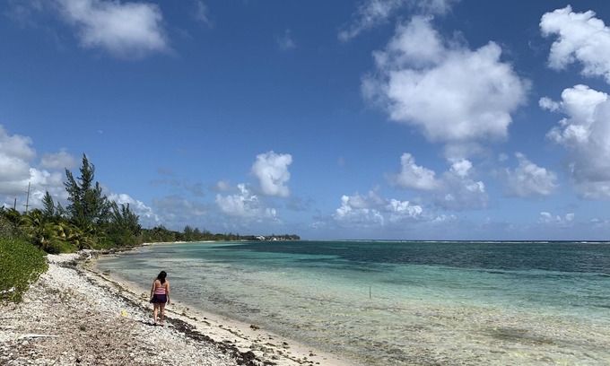 Bodden Town Casa | SPARROW'S LAIR Ocean's Reach 4 bed 3 bath executive home 5 mins to the beach