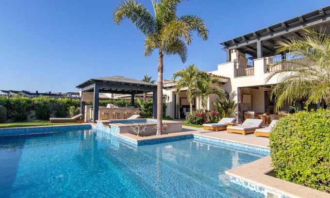 Los Cabos Villa | ¡Especial! 2500 noches para una villa Diamante Lux de 5 dormitorios con las mejores comodidades. ¡Conductor privado, carro de golf de lujo!