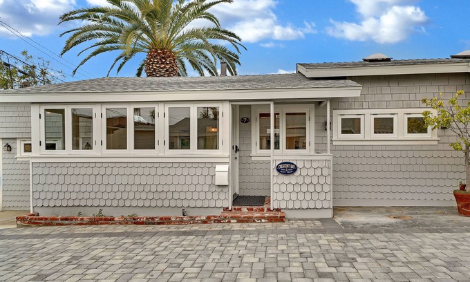 Laguna Beach Cabaña | LOVELY DESIGNER COTTAGE - 2 MINUTE WALK TO BEAUTIFUL BEACHES!