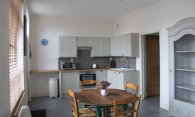 Hallines Apartamento | TARIFA ESPECIAL DISPONIBLE "Amplio estudio independiente"