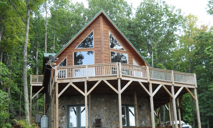 Hays Cabina | Stone Mountain Serenity - Vistas increíbles, cerca de Wine Country & Parks.