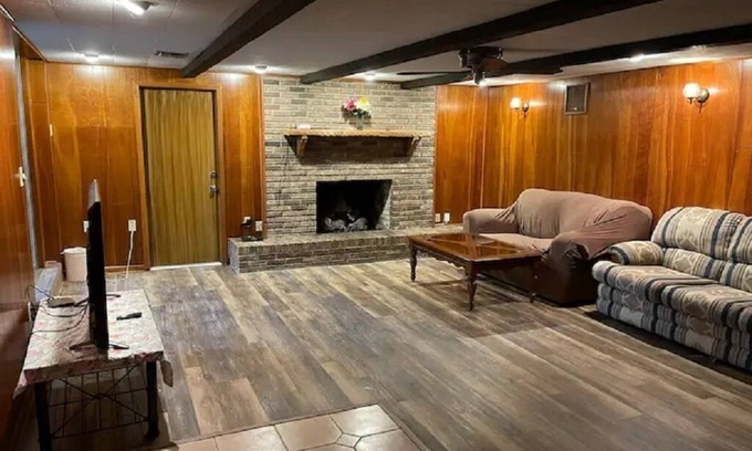 Florida South Atlantic Coast Otro | Specious House on 10 acres Orange Grove 1 Bedroom Apt Fridge