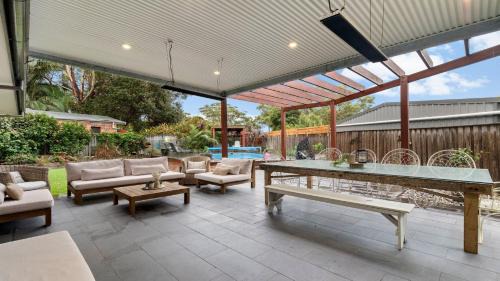 Hawks Nest Casa | Speckled Nest