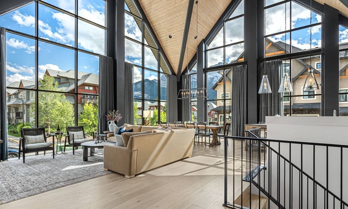 Canmore Casa | Spectacular 8-BDRM, 8-BATH Mountain Retreat!
