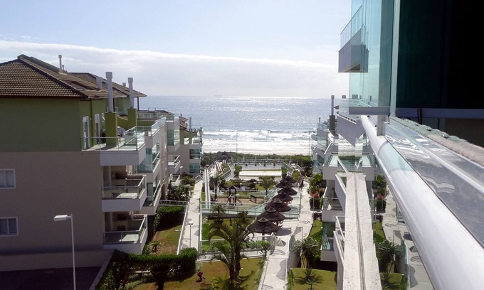 Santinho Apartamento | ESPECTACULAR APARTAMENTO EN EL CONDOMINIO RESIDENCIAL DE AGUAS SANTINHO!