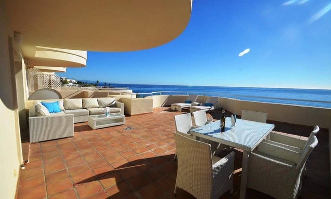 Buenas Noches Apartamento | Espectacular apartamento con enorme terraza y vistas panorámicas.