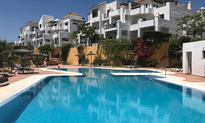 San Roque Apartamento | Espectacular apartamento en Alcaidesa: GOLF Y PLAYA