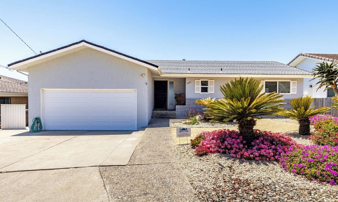 Morro Bay Casa | Casa de playa de 4 habitaciones! Muy cerca del océano con impresionantes vistas!
