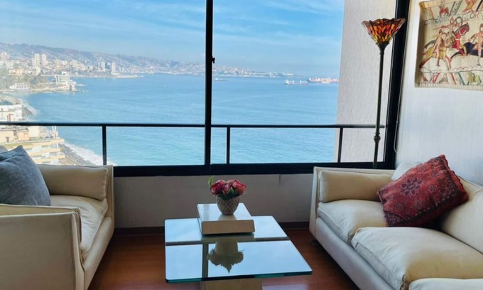 Vina del Mar Apartamento | Privilegiada Ubicación a Orilla de Playa con Estacionamiento Subterráneo