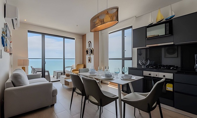 Cartagena District Apartamento | Espectacular Vista al Mar and Historic Center 2BR