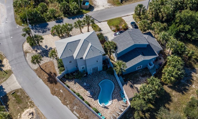 Bahama Beach Casa | Spectacular Gulf View Beach House- Private Pool, Sleeps 12