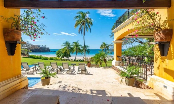 Playa Flamingo Casa | Mediterranean-style Flamingo mansion offers the ultimate in beachfront luxury