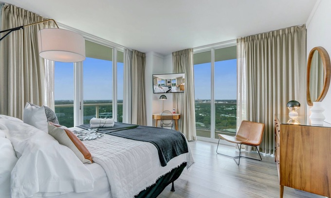 Coconut Grove Apartamento | 2017-2 Luxurious Corner 1 habitación en Coconut Grove