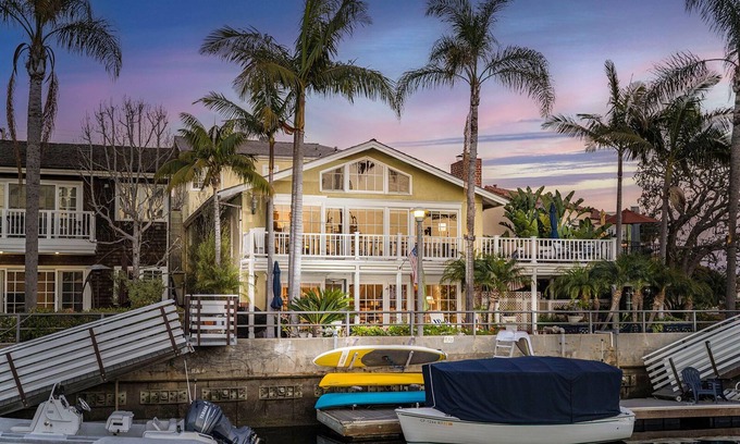 Naples Casa | Spectacular One of a-Kind 6 Bedroom-3 Story Naples Waterfront Home