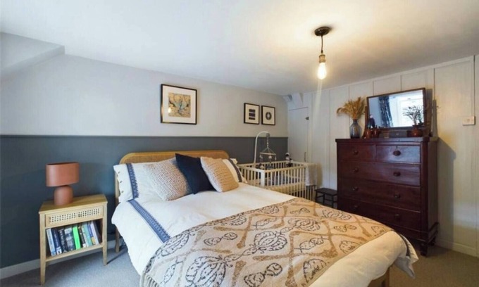 Calstock Casa | Spectacular Riverview Cottage in Calstock