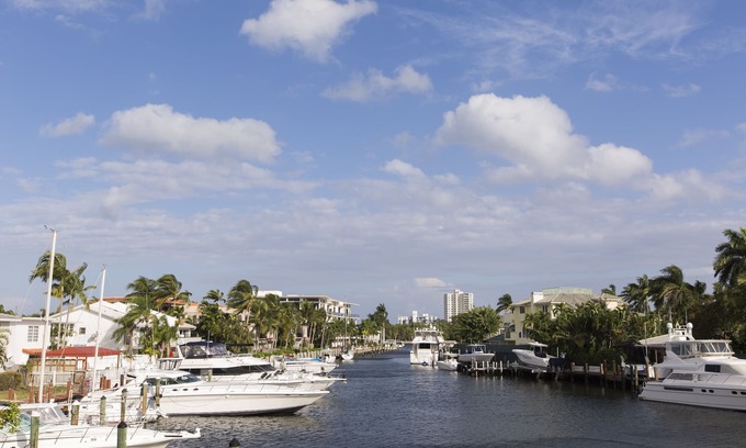 Coral Ridge Apartamento | Espectacular vista sobre el Canal / Piscina / F. Lauderdale