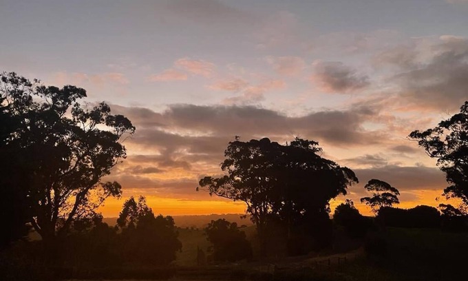 Mount Eccles Casa | Spectacular view in the heart of South Gippsland! Sleeps 12, short or long term!