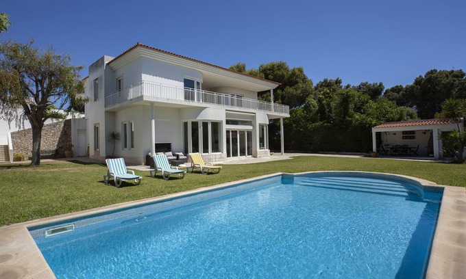 Estoril Casa | Spectacular villa with private pool.