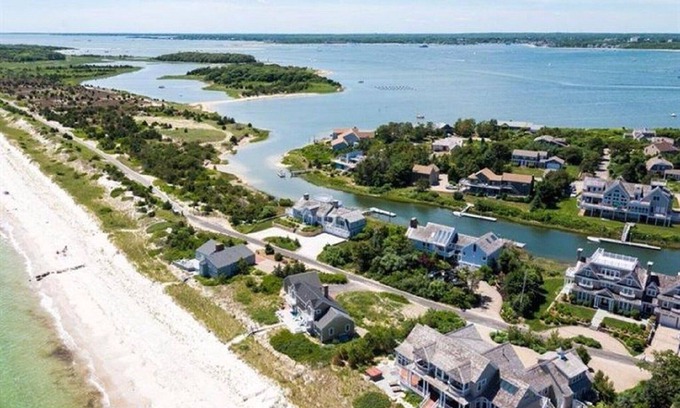 West Yarmouth Casa | Espectacular casa frente al mar / muelle / 3 playas privadas / comunidad cerrada
