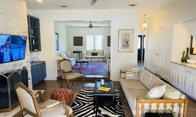 The Ridge At Lost Creek Casa | Spectacular Westlake Home w/ Private Pool - Backyard Oasis