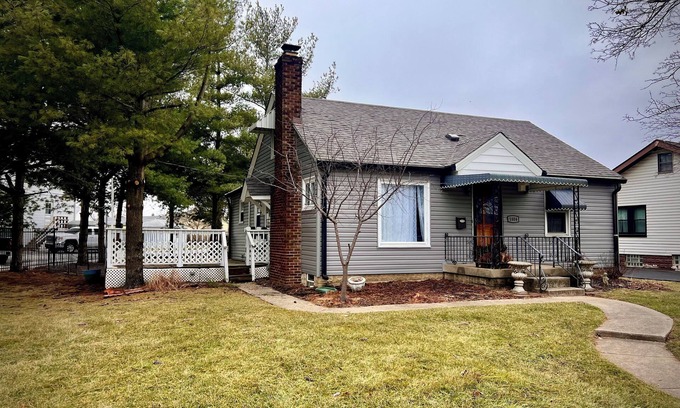 Speedway Casa | Speedway-N-Pines, Home Away from Home