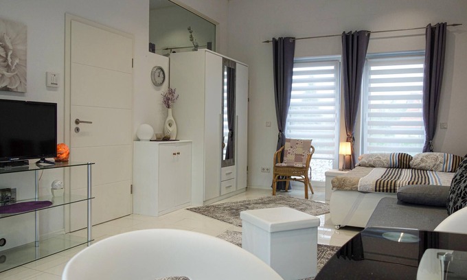 Ziegenhain Apartamento | Alojamiento de 1 habitaciones en Schwalmstadt