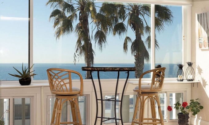 South Redondo Condominio | Spend the Holidays at the Beach! 2BR oceanfront condo with pools and more!
