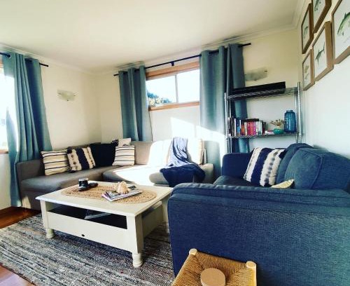 Falmouth Casa | Spindrift Falmouth, adventurers coastal haven