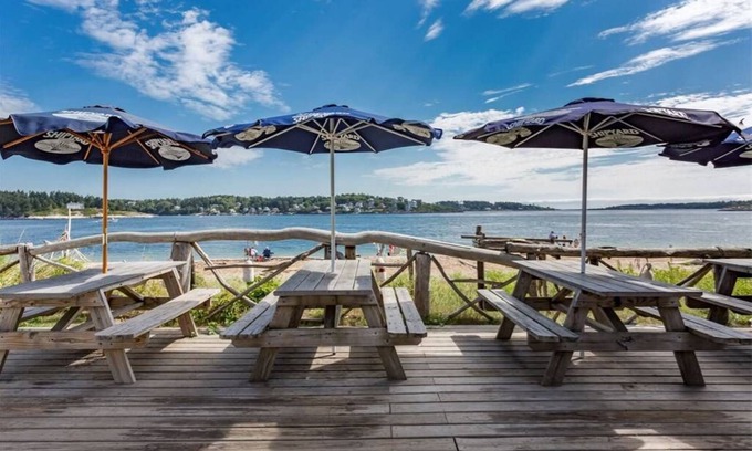 Phippsburg Casa | Spinneys Guesthouse & Beach Cottages