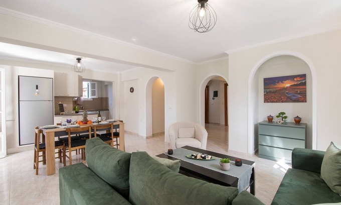 Doukades Apartamento | Spiros Holidays House
