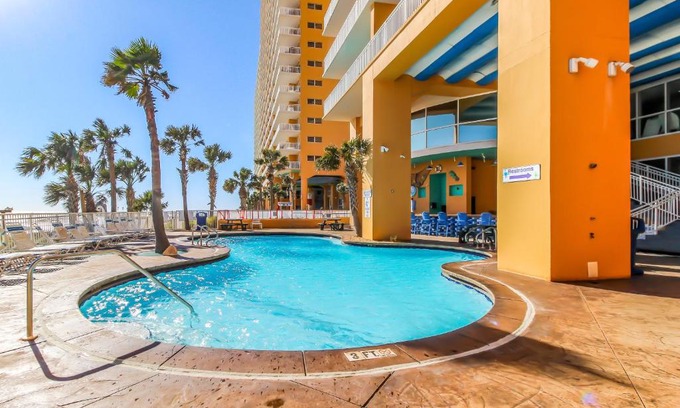 Panama City Beach Hotel | Splash Resort 807W