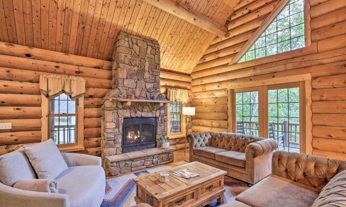 Lake City Casa | Splendid Family Cabin with Hot Tub and Grill!