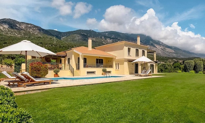 Karavados Villa | Splendid Kefalonia Villa | 3 Bedrooms | Villa Mandola | Great Sea & Mountain Views | Trapezaki