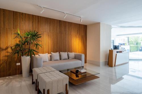 Ensanche Quisqueya Casa | Splendid-KingBed-3BR-Pool-AC-Modern-WiFi-Yellowkey