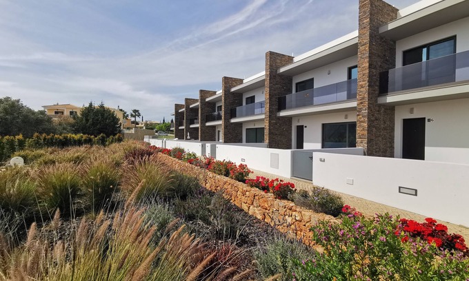 Pera Casa | Splendid new house with sea view