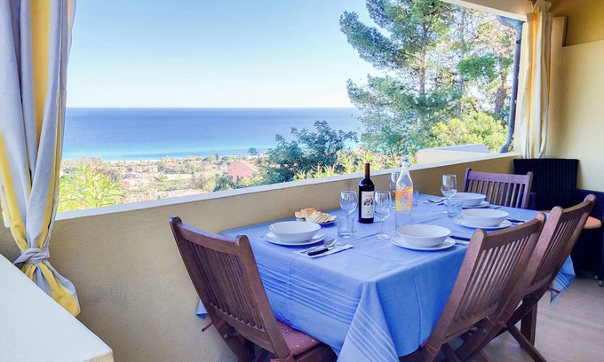Costa Rei Villa | Villa con Vista al Mar, Privacidad y Jardín a 700m de la Playa!