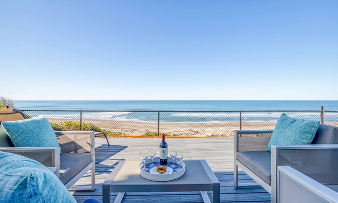Lincoln City Casa | Espectacular casa moderna frente al mar con bañera de hidromasaje, sala de juegos, excelente vida al aire libre